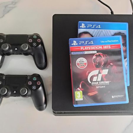 Lulu Apartments - Rosa - Studio Hotelowe Z Klimatyzacja I Konsola Ps4 - Solny Resort كولوبرزيغ المظهر الخارجي الصورة