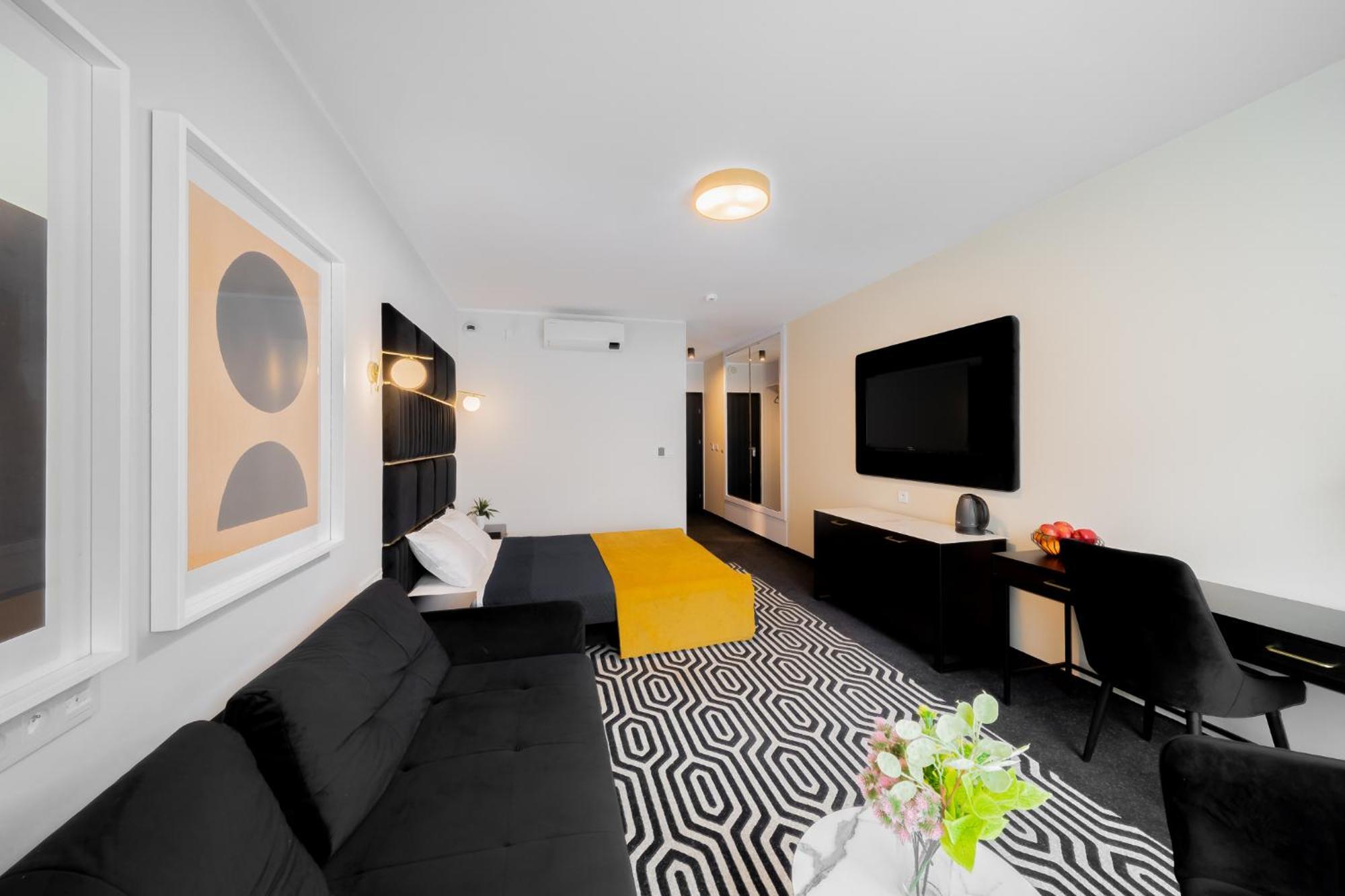 Lulu Apartments - Rosa - Studio Hotelowe Z Klimatyzacja I Konsola Ps4 - Solny Resort كولوبرزيغ المظهر الخارجي الصورة