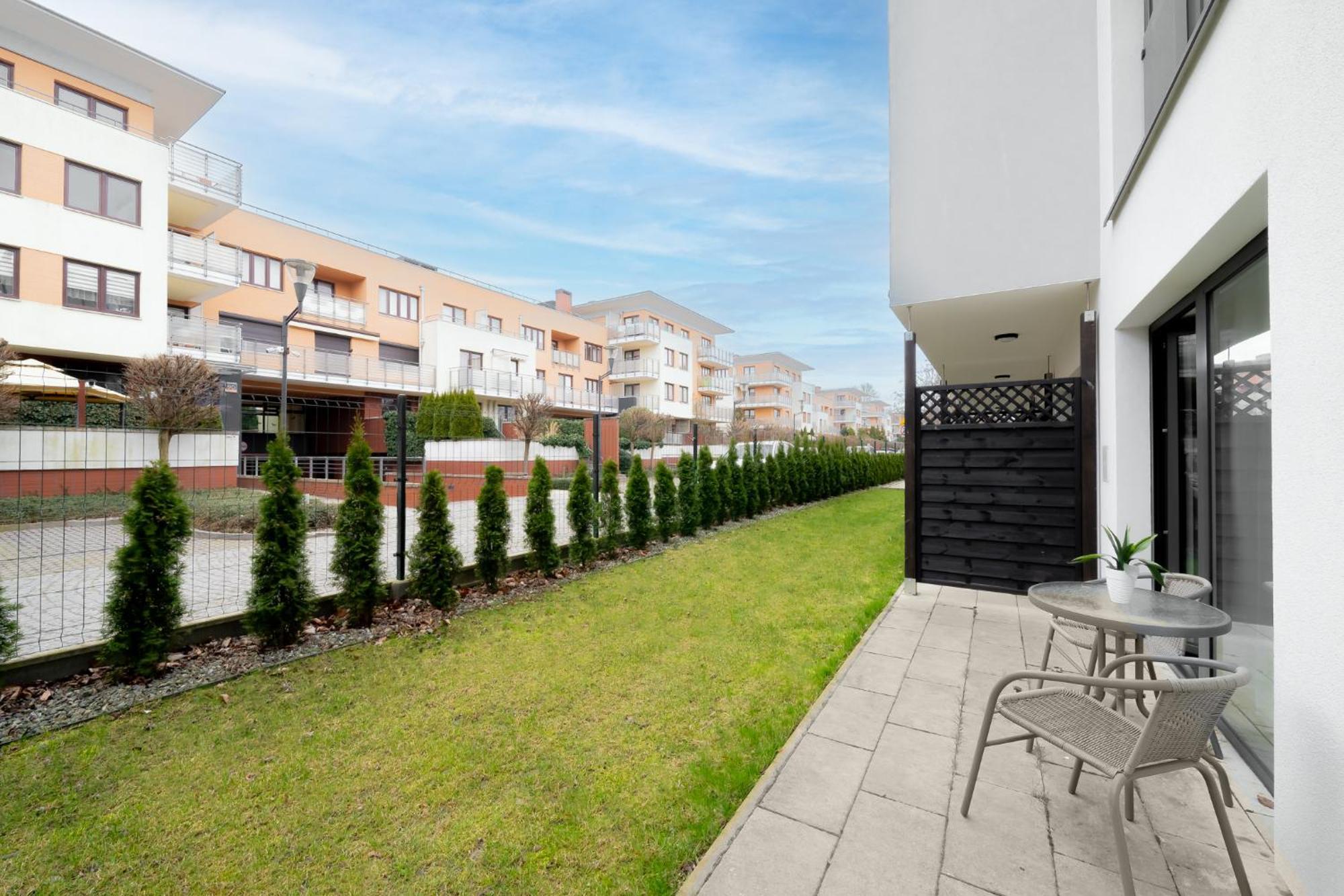 Lulu Apartments - Rosa - Studio Hotelowe Z Klimatyzacja I Konsola Ps4 - Solny Resort كولوبرزيغ المظهر الخارجي الصورة